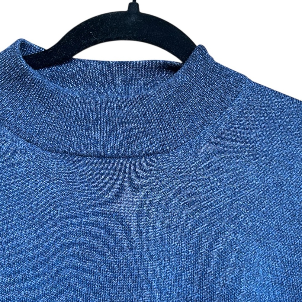 Vtg Barneys‎ NY Men’s Wool Mockneck Sweater Stunning Blue - Picture 2 of 5